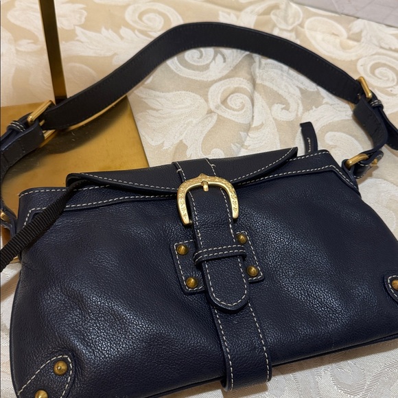 Dooney & Bourke vintage black leather top stitch bag Red interior. Beautiful! - Picture 8 of 8